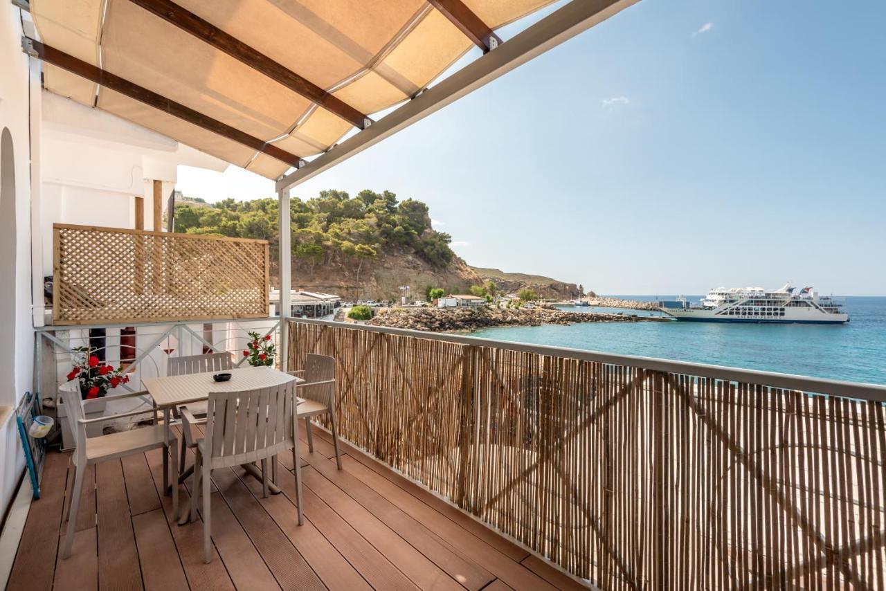 Superb Apartments Kriaras Sea View In Sfakia Khora Sfakion Exterior photo