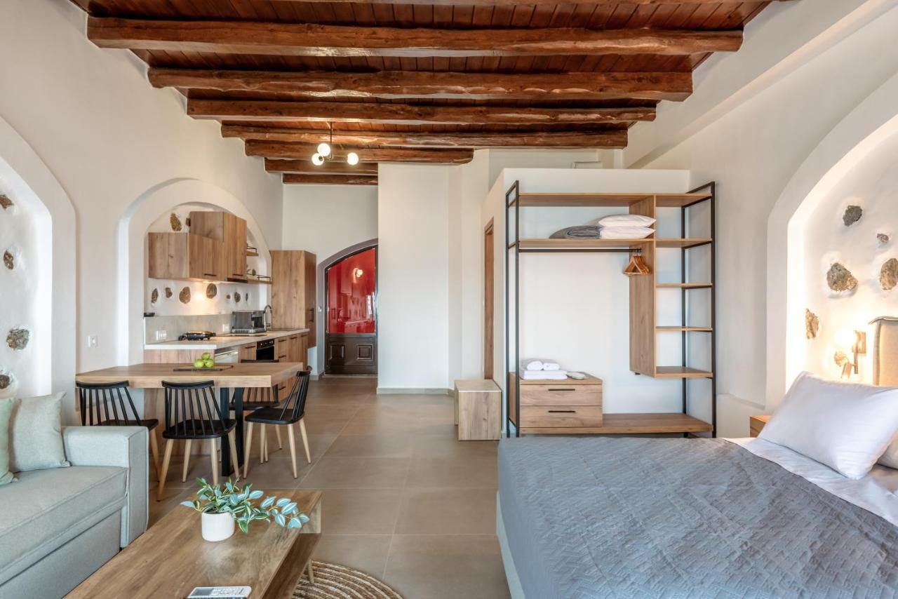 Superb Apartments Kriaras Sea View In Sfakia Khora Sfakion Exterior photo