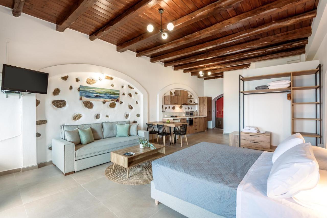 Superb Apartments Kriaras Sea View In Sfakia Khora Sfakion Exterior photo